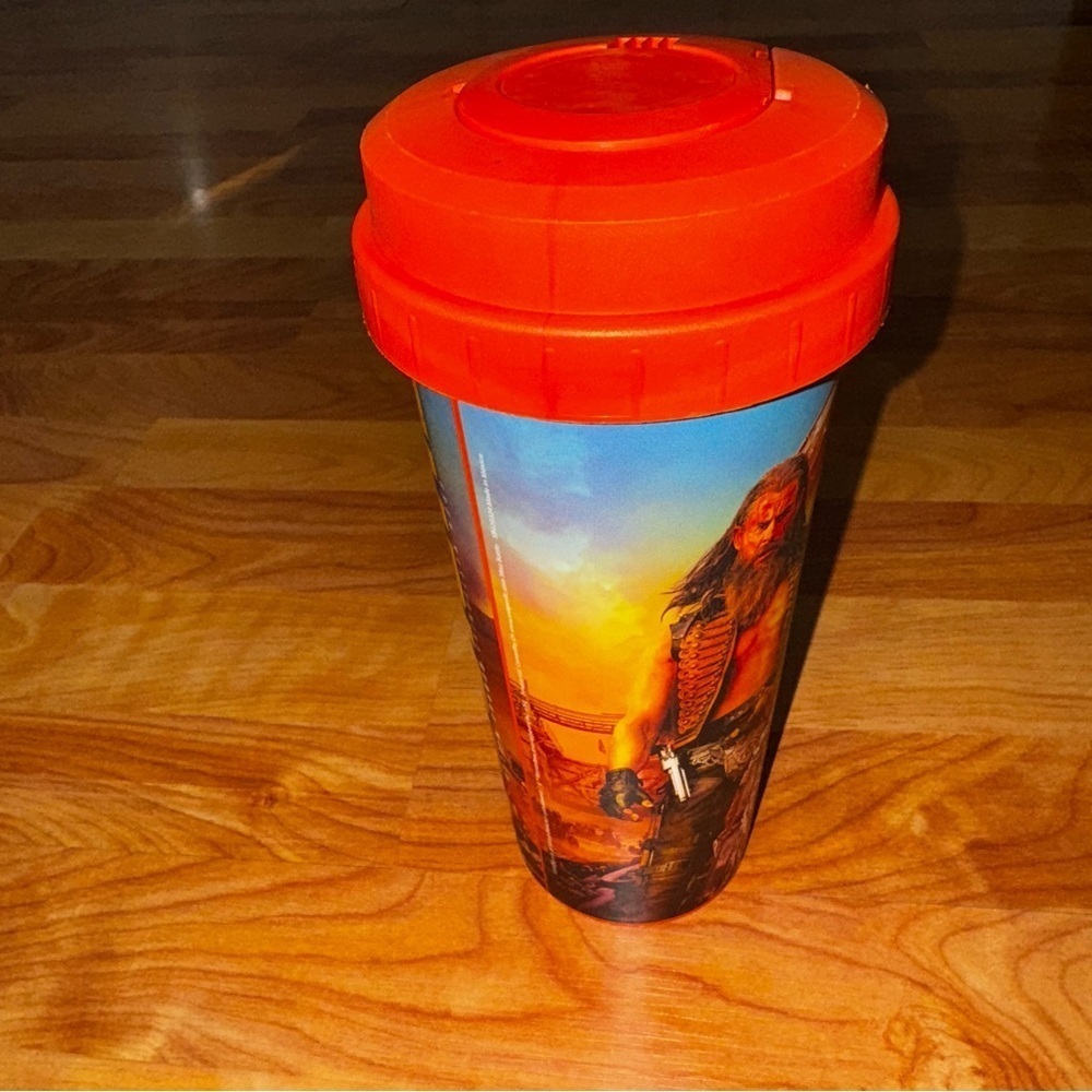 REGAL COLLECTORS CUP Mad Max SAGA Furiosa 2024 With Original Lid And Straw Nice - Picture 5 of 16